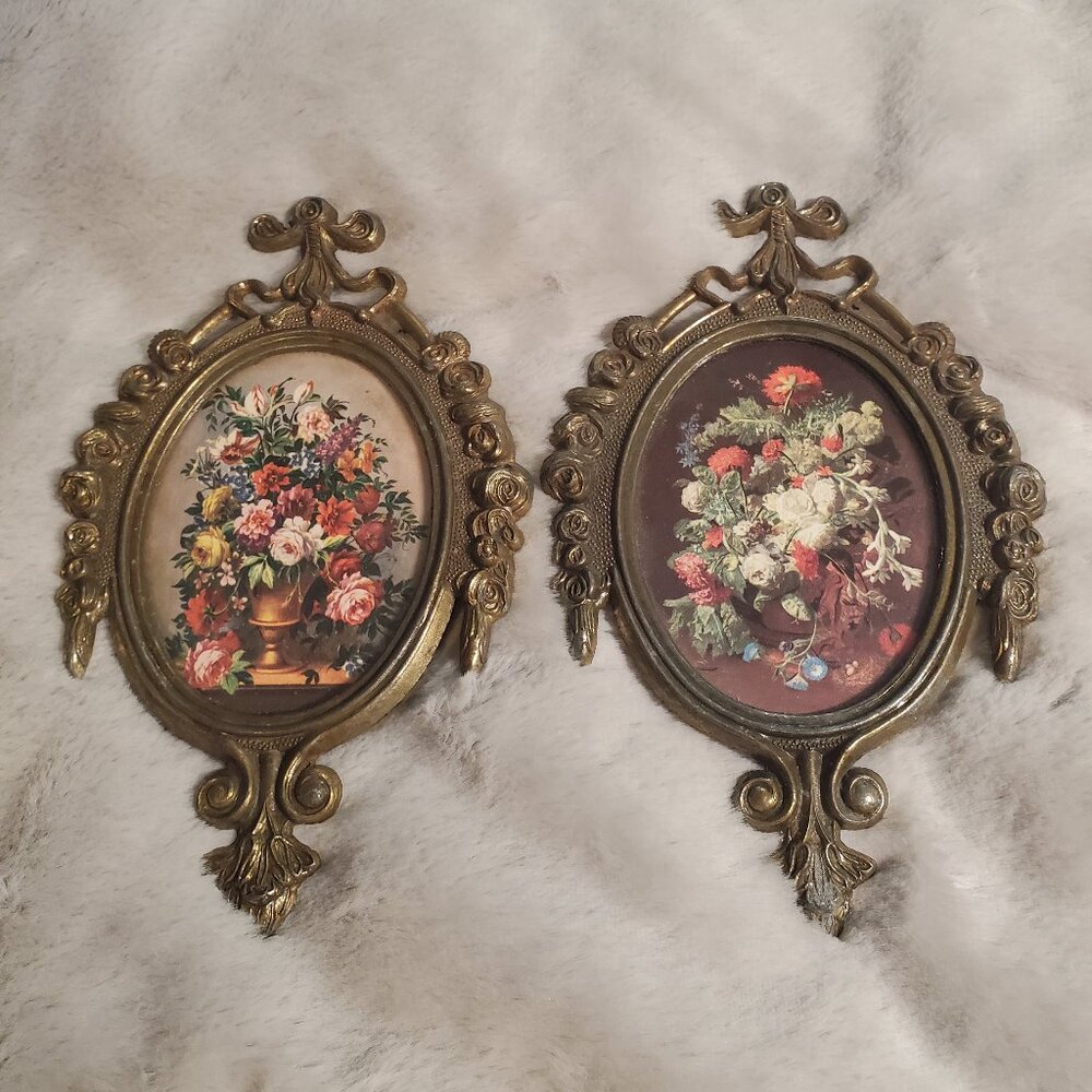 Vintage Pair of Italian Ornate Brass Small Oval Frames